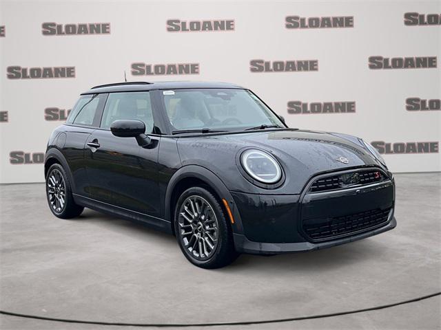 used 2025 MINI Hardtop car, priced at $26,192