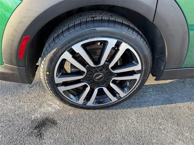 used 2024 MINI Hardtop car, priced at $24,453