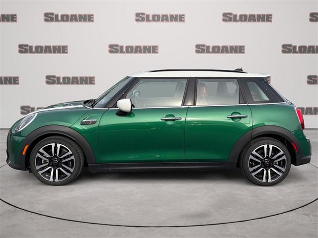 used 2024 MINI Hardtop car, priced at $25,991