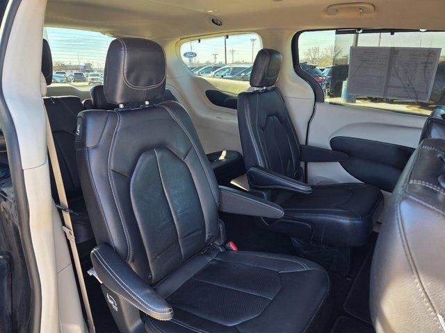 used 2022 Chrysler Pacifica car, priced at $27,412