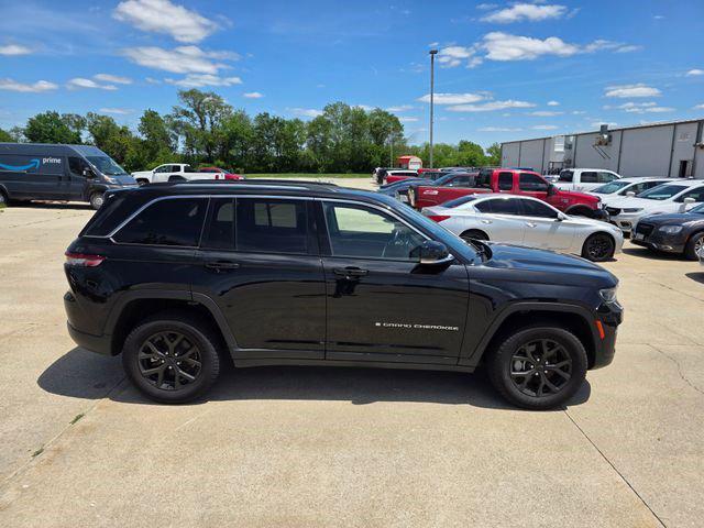 used 2022 Jeep Grand Cherokee car, priced at $25,812