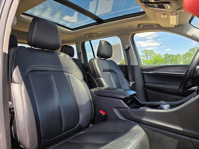 used 2022 Jeep Grand Cherokee car, priced at $25,812