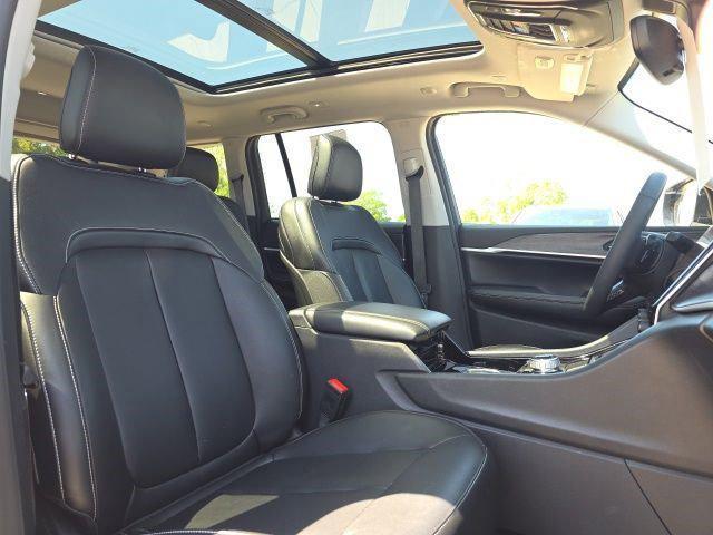 used 2023 Jeep Grand Cherokee car, priced at $35,171