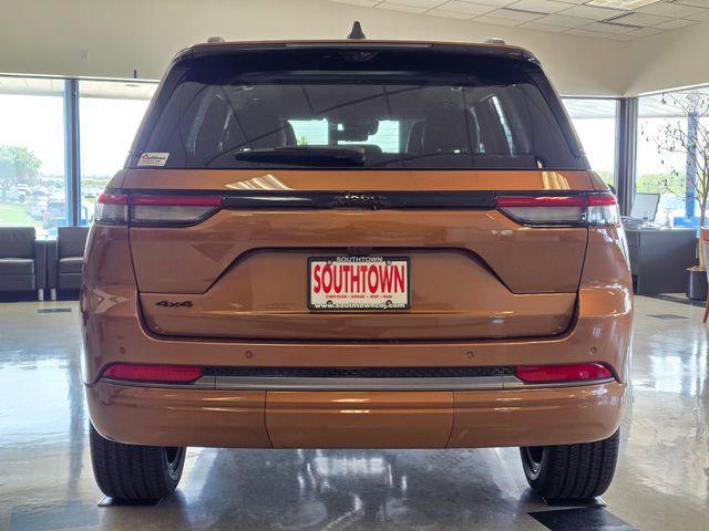 new 2026 Jeep Grand Cherokee car, priced at $53,281