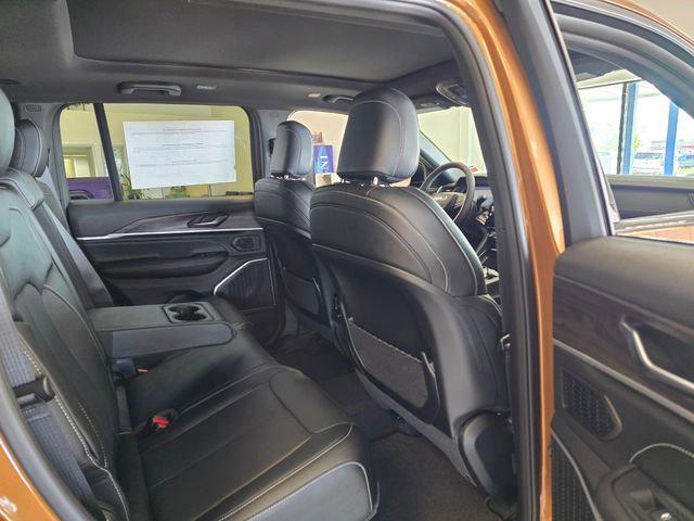 new 2026 Jeep Grand Cherokee car, priced at $53,281
