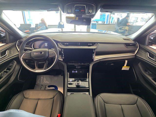new 2026 Jeep Grand Cherokee car, priced at $53,281