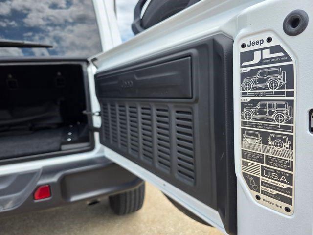 used 2025 Jeep Wrangler car, priced at $40,112