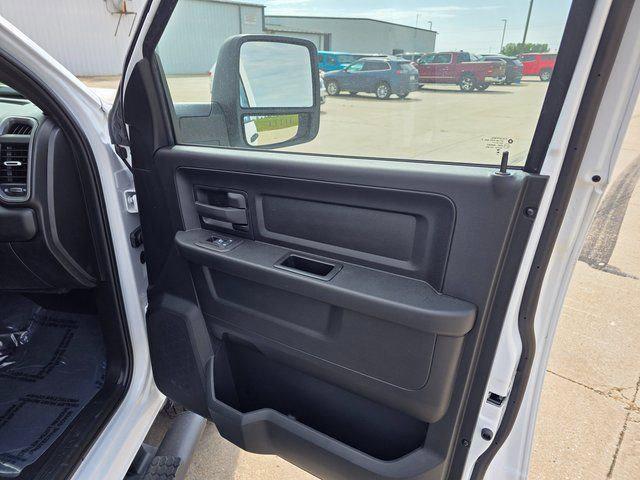 new 2025 Ram 2500 car, priced at $58,880