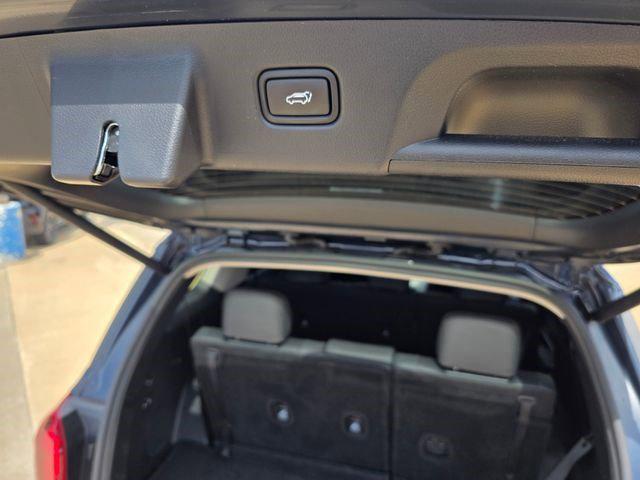 used 2023 Hyundai Palisade car, priced at $35,312