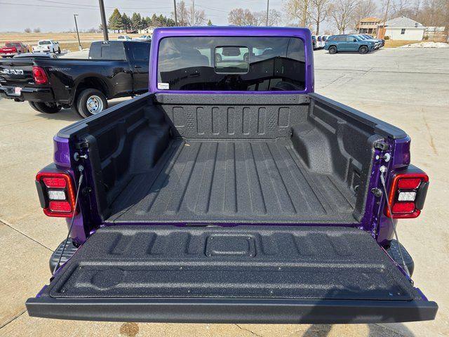 new 2026 Jeep Gladiator car, priced at $60,248