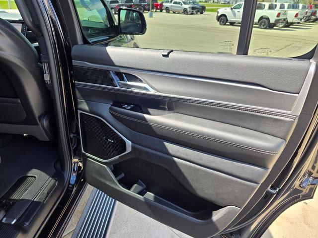 new 2026 Jeep Grand Wagoneer car, priced at $77,723