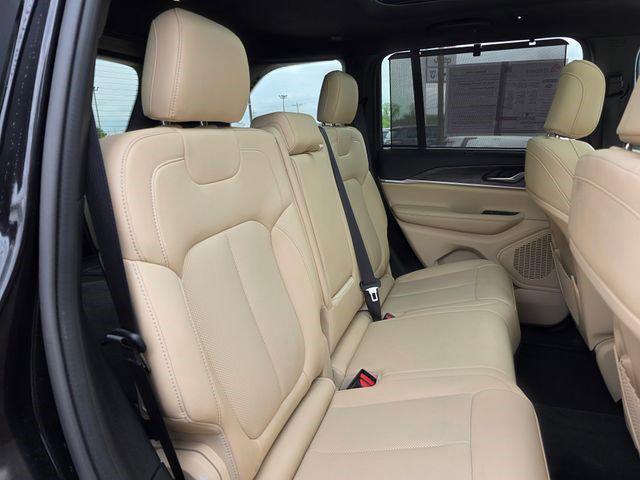 used 2023 Jeep Grand Cherokee car, priced at $33,912