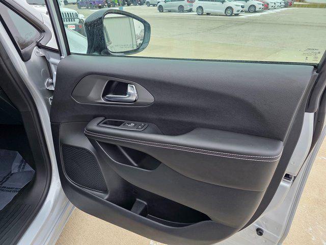 new 2026 Chrysler Pacifica car, priced at $48,319