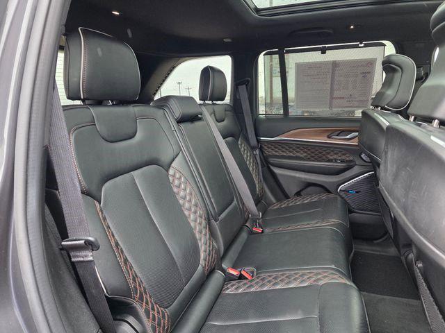 used 2022 Jeep Grand Cherokee car, priced at $39,012