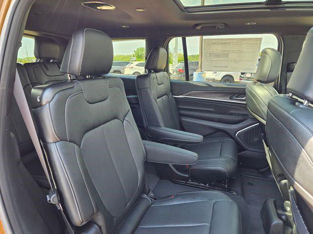 new 2026 Jeep Grand Cherokee L car, priced at $55,202