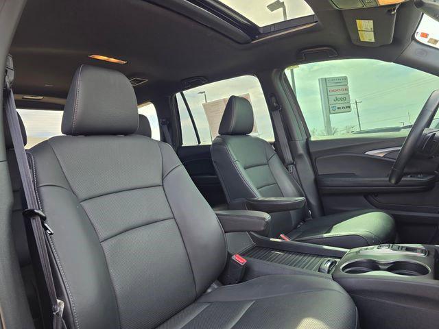 used 2023 Honda Passport car, priced at $30,012