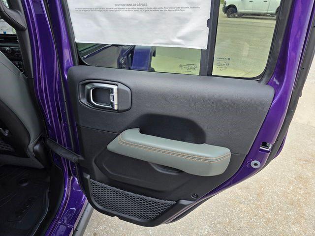 new 2026 Jeep Gladiator car, priced at $60,602