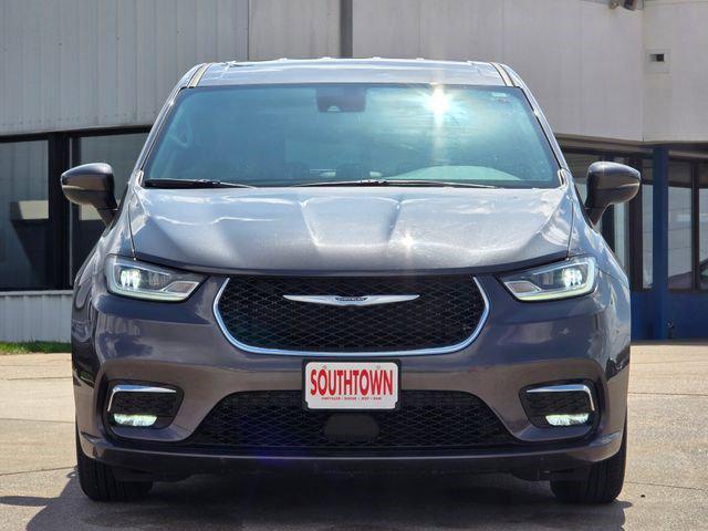 used 2023 Chrysler Pacifica car, priced at $24,172