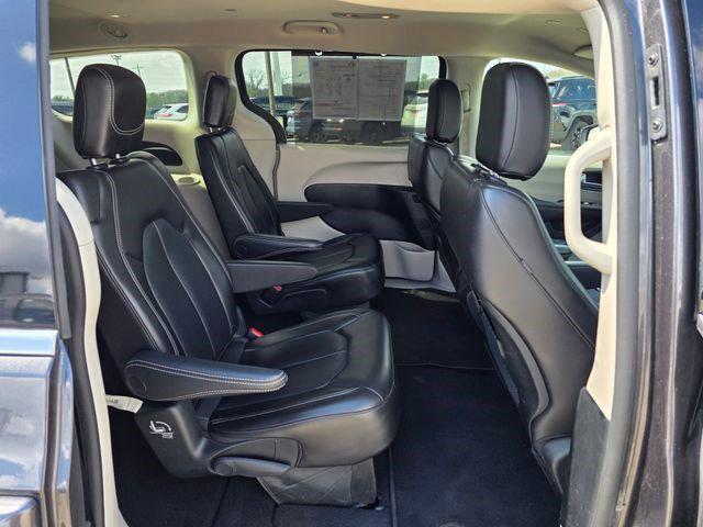 used 2023 Chrysler Pacifica car, priced at $24,172