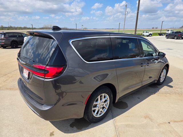 used 2023 Chrysler Pacifica car, priced at $24,172