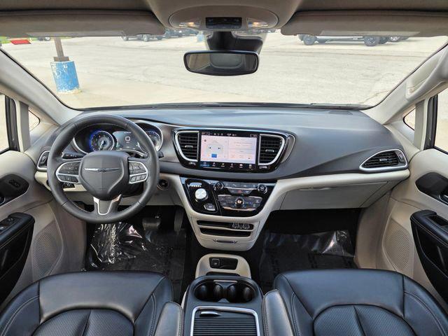 used 2023 Chrysler Pacifica car, priced at $24,172