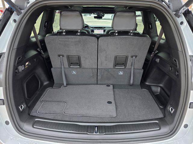 new 2026 Jeep Grand Cherokee L car, priced at $52,675