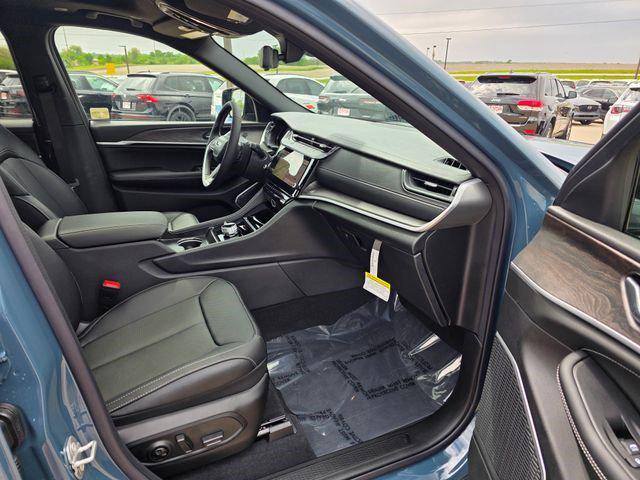 new 2026 Jeep Grand Cherokee L car, priced at $54,677