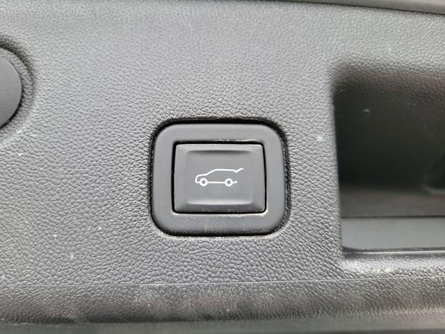 used 2023 Chevrolet Equinox car, priced at $21,469
