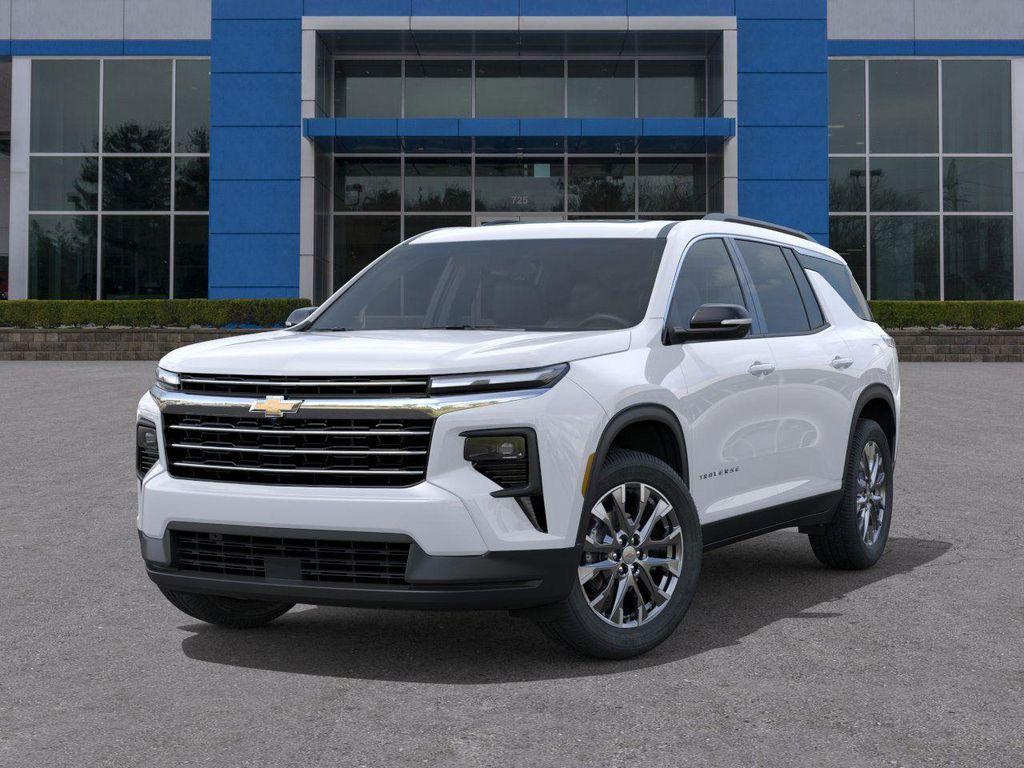 new 2026 Chevrolet Traverse car, priced at $42,117
