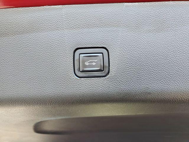 used 2023 Chevrolet Traverse car, priced at $29,616