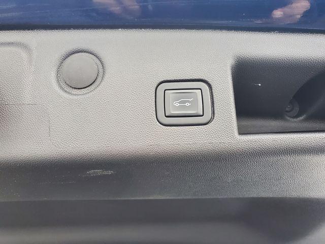 used 2022 Chevrolet Equinox car, priced at $20,389