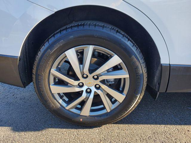 used 2024 Chevrolet Equinox car, priced at $22,851