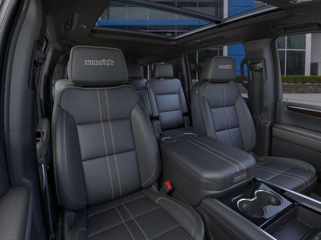 new 2025 Chevrolet Suburban car, priced at $81,636