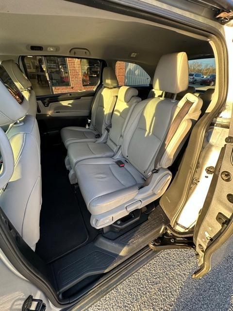 used 2018 Honda Odyssey car, priced at $17,078