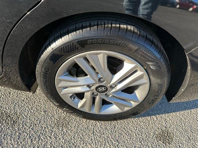 used 2020 Hyundai Elantra car, priced at $13,905
