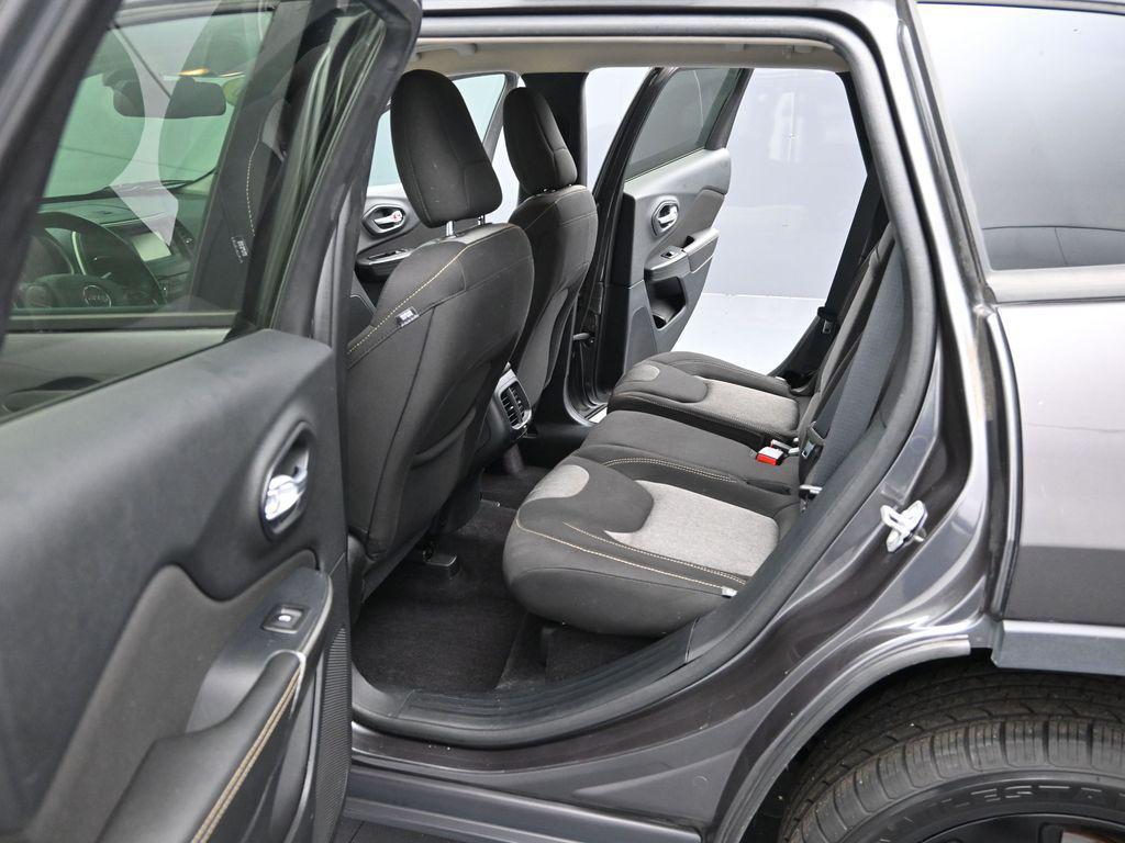 used 2016 Jeep Cherokee car, priced at $7,599