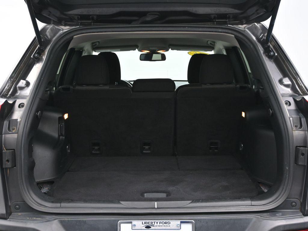 used 2016 Jeep Cherokee car, priced at $7,599