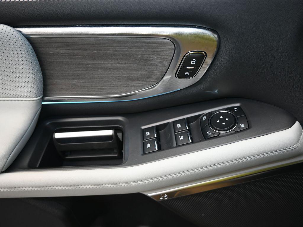 new 2026 Ford Expedition car, priced at $92,110