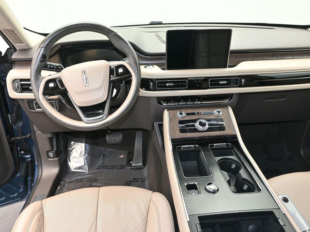 used 2020 Lincoln Aviator car, priced at $25,104