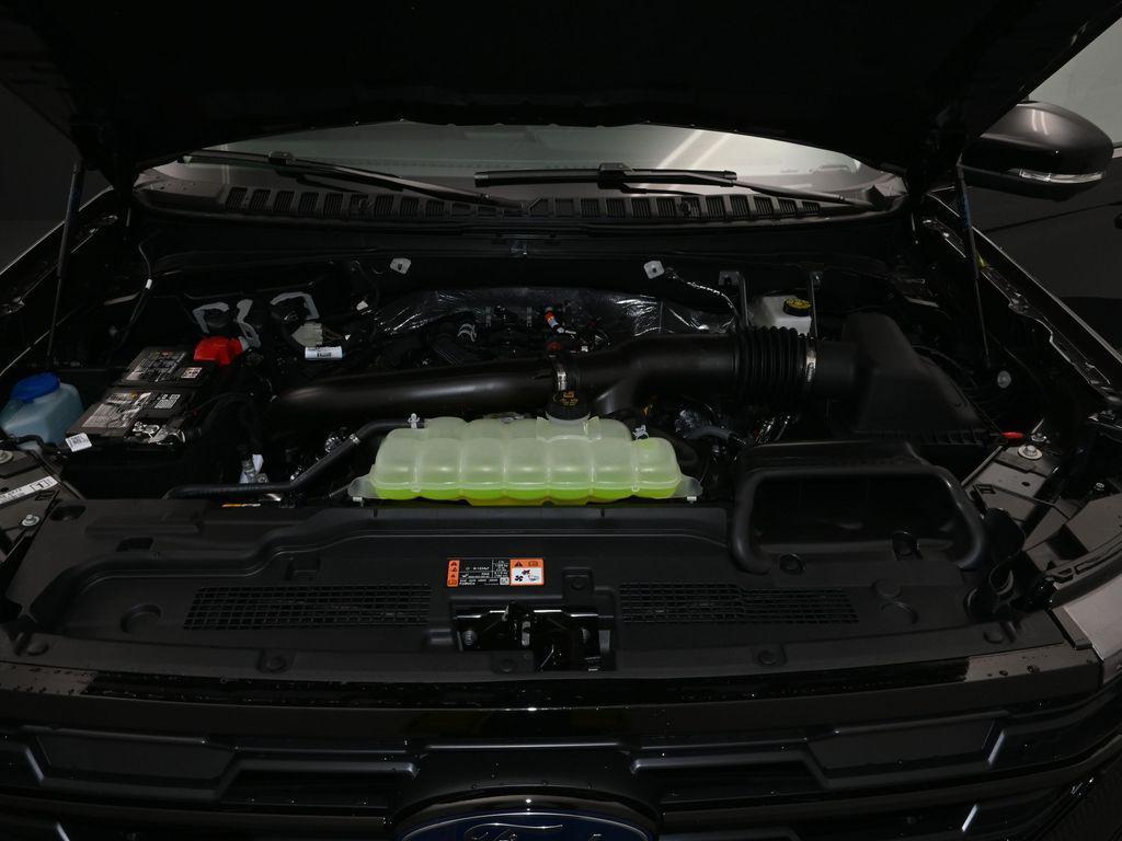 new 2025 Ford Expedition car, priced at $67,995