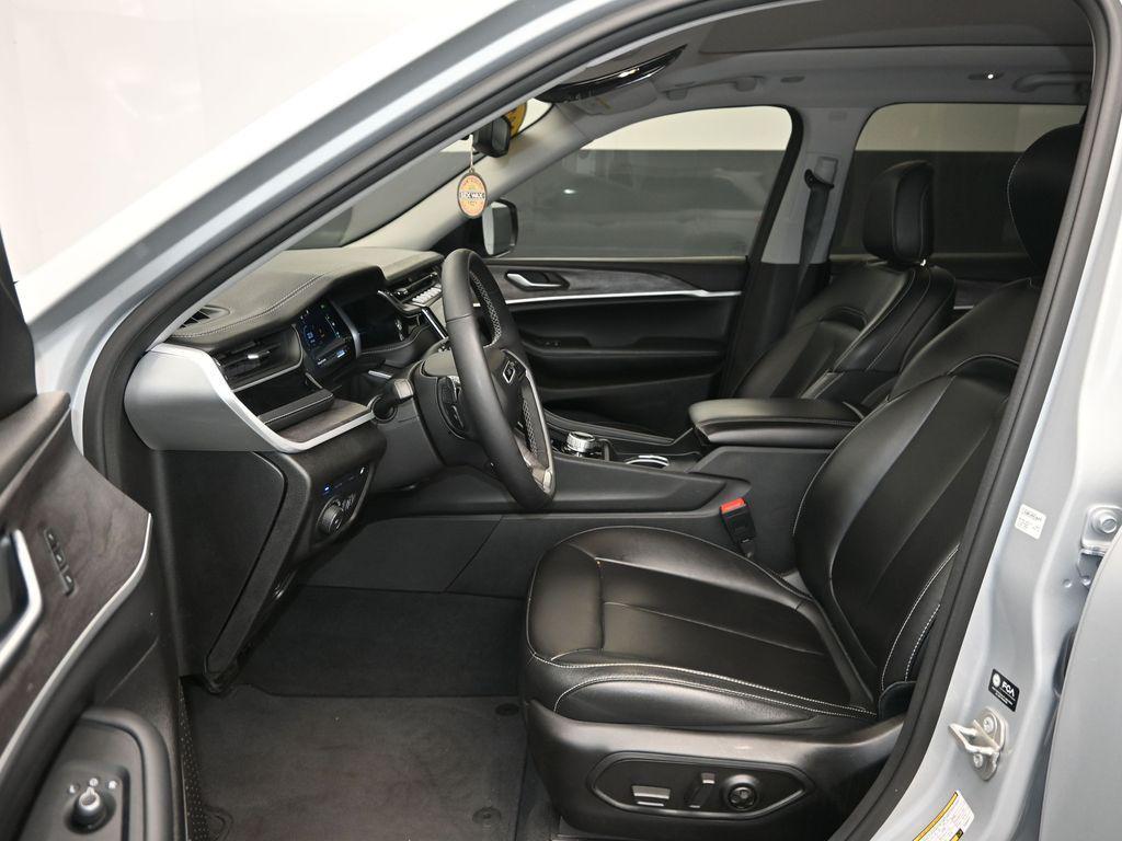 used 2023 Jeep Grand Cherokee 4xe car, priced at $23,931