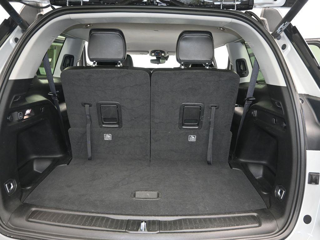 used 2023 Jeep Grand Cherokee L car, priced at $25,038