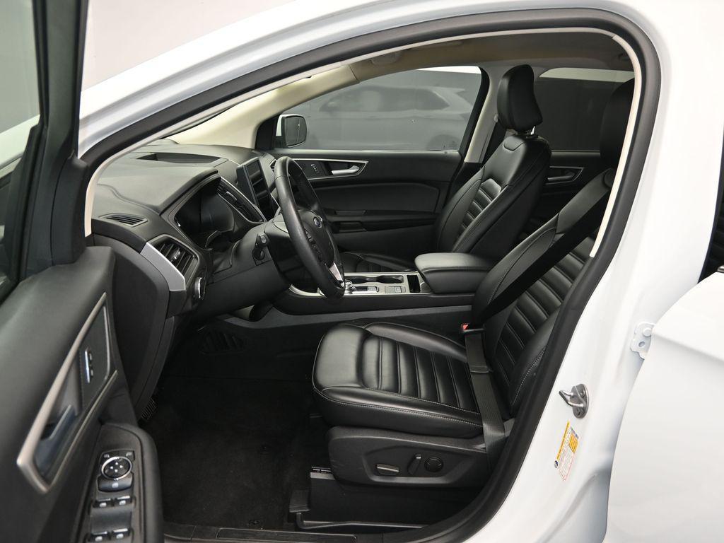 used 2024 Ford Edge car, priced at $22,397