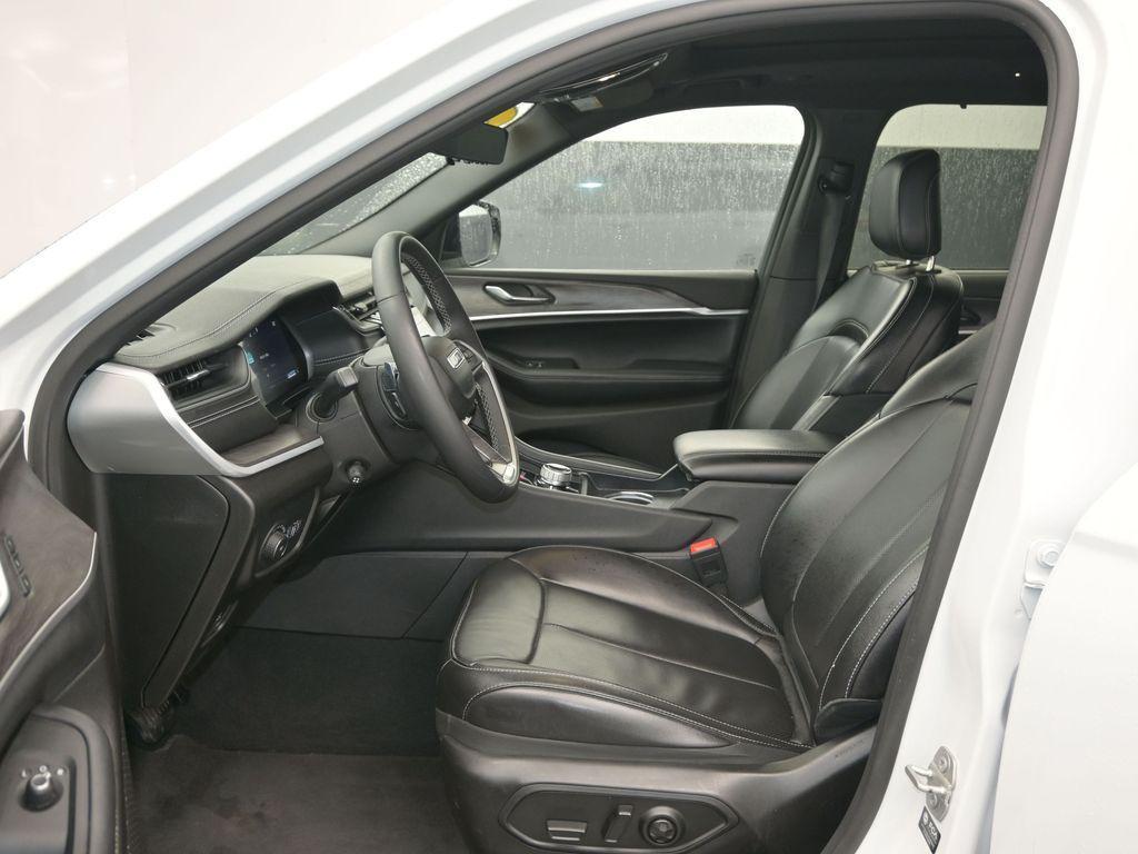 used 2024 Jeep Grand Cherokee L car, priced at $27,475