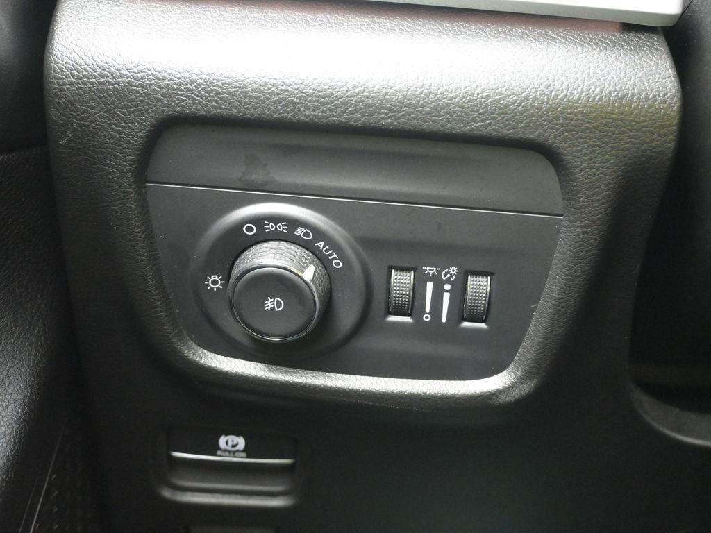 used 2024 Jeep Grand Cherokee L car, priced at $27,475