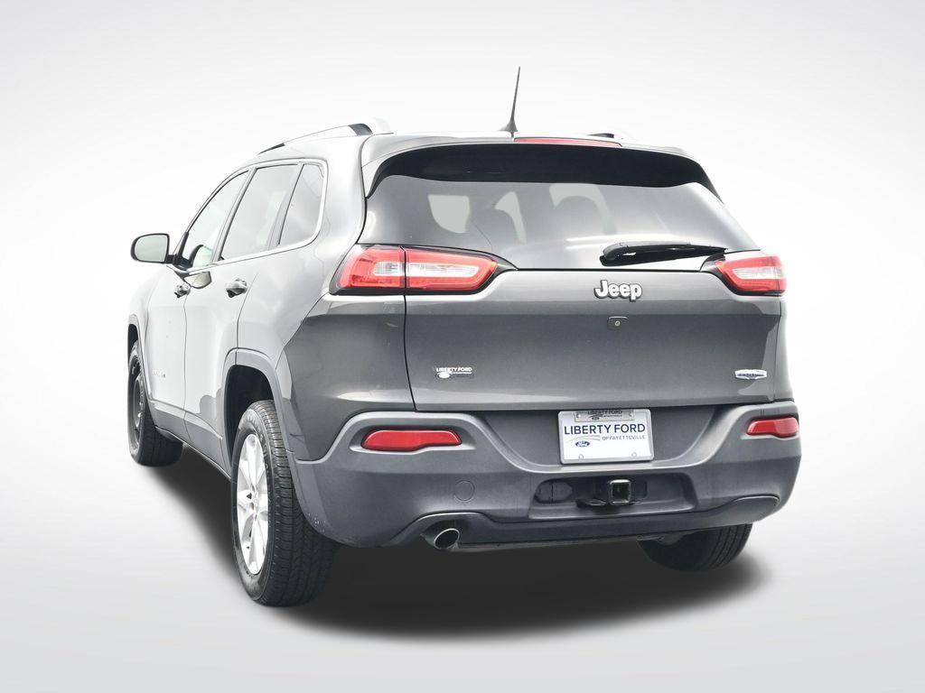 used 2018 Jeep Cherokee car, priced at $10,994
