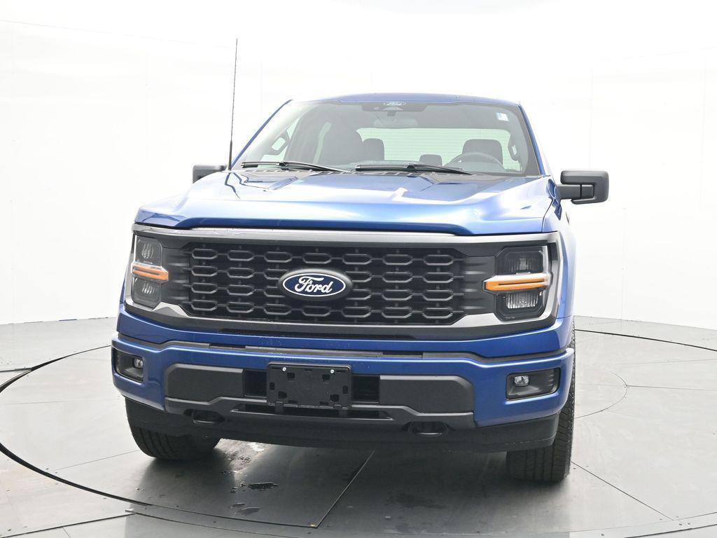 new 2025 Ford F-150 car