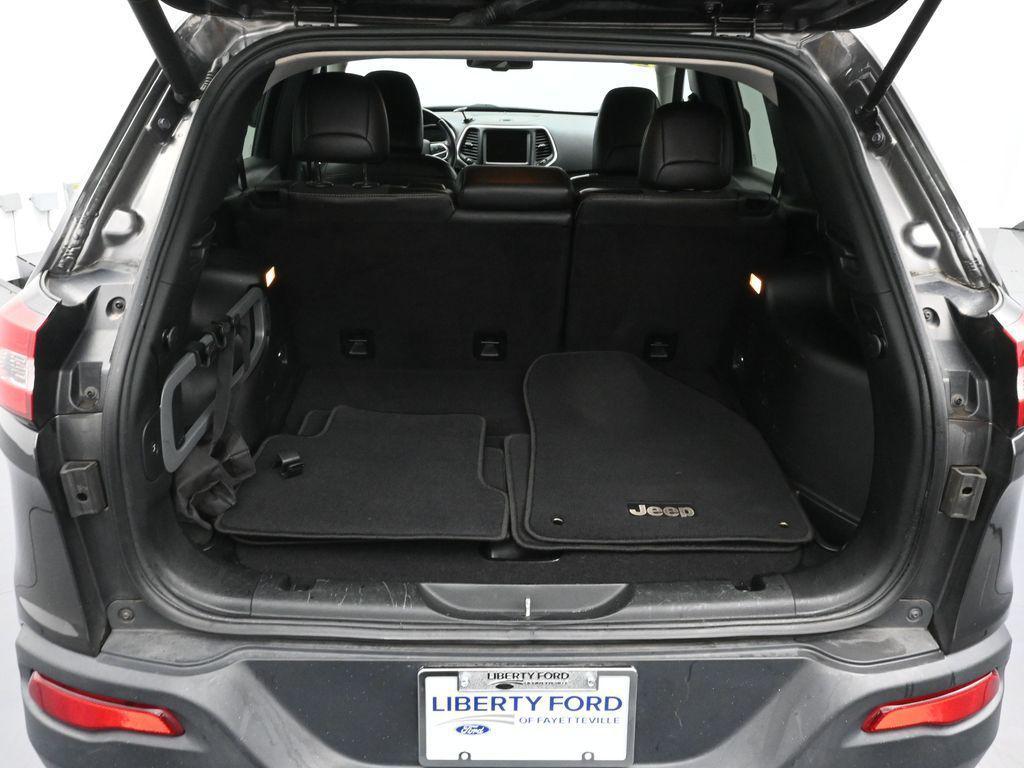 used 2018 Jeep Cherokee car, priced at $8,995