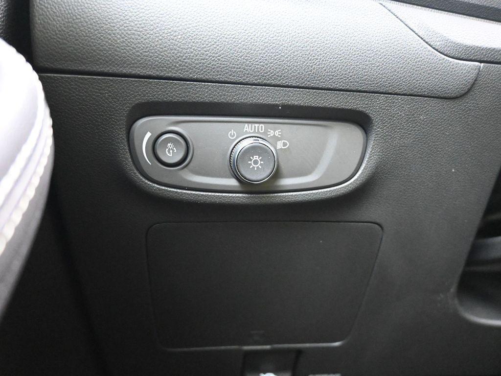 used 2024 Buick Encore GX car, priced at $18,995