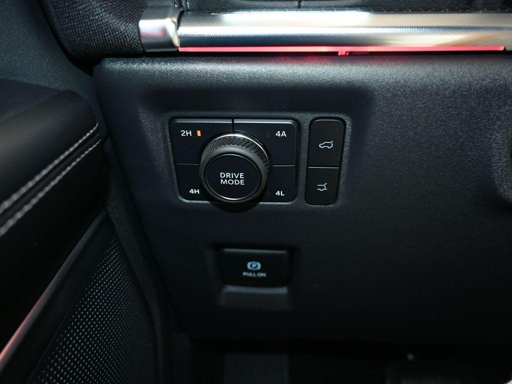 new 2025 Ford Expedition car, priced at $76,395